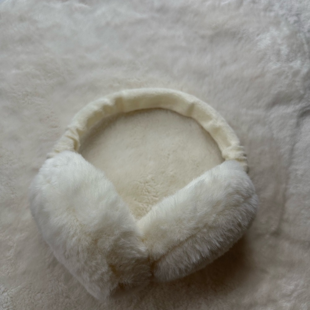 White fluffy earmuffs